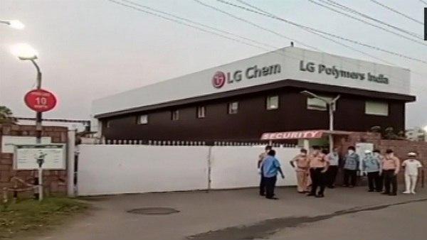 Vizag gas leak: Andhra Police arrest LG Polymers CEO and other officials Vizag gas leak: Andhra Police arrest LG Polymers CEO and other officials
