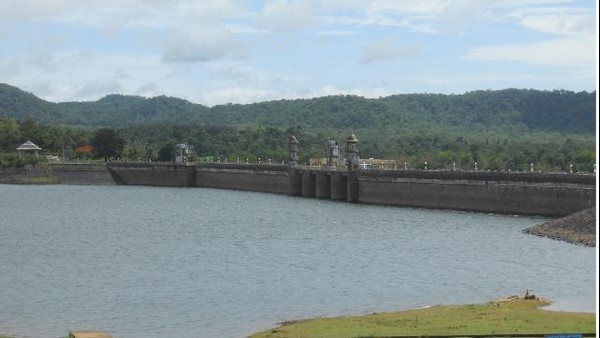  Reduced Rainfall In Kodagu: Unfilled Harangi Reservoir