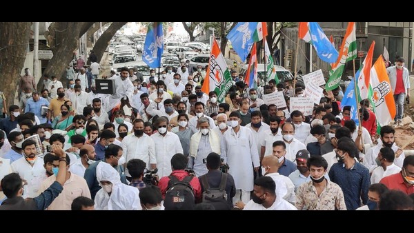 ಪ್ರಧಾನಿಯವರಿಗೆ ಧಿಕ್ಕಾರ 