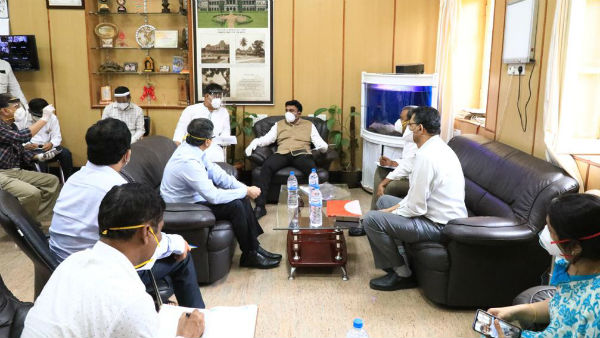  ಐಸಿಯುನಲ್ಲಿರುವ ರೋಗಿಗಳ ಜತೆ ಸಮಾಲೋಚನೆ