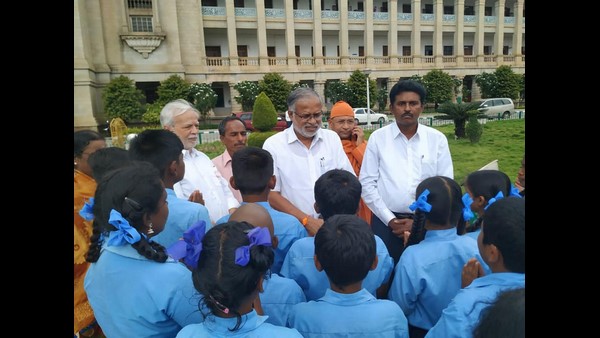 ಸಮಾಜ ಕಟ್ಟುವ ಕೆಲಸ