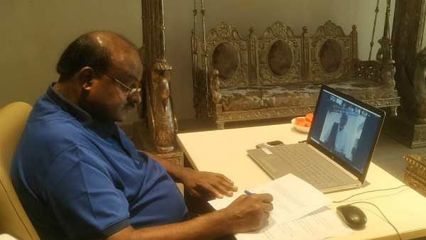 In the wake of coronavirus impact JDS suprimo Deve Gowda held a virtual meeting with JDS leaders