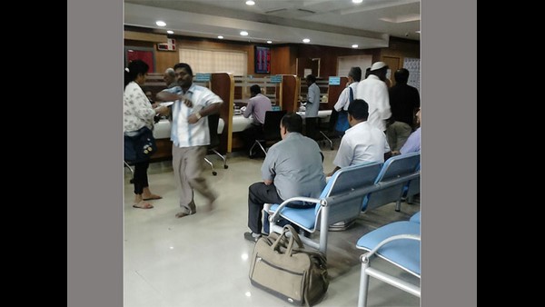 ಸಣ್ಣ ಹಣಕಾಸು ಬ್ಯಾಂಕುಗಳಲ್ಲಿ ಬಡ್ಡಿ ಹೆಚ್ಚು