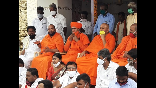 ಕ್ಷುಲ್ಲಕ ರಾಜಕೀಯವೆಂದ ಸಿದ್ದರಾಮಯ್ಯ