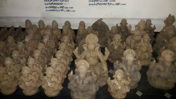  ಬೇರೆ ಕೆಲಸಗಳತ್ತ ವಾಲಿದ ಕಲಾವಿದರು