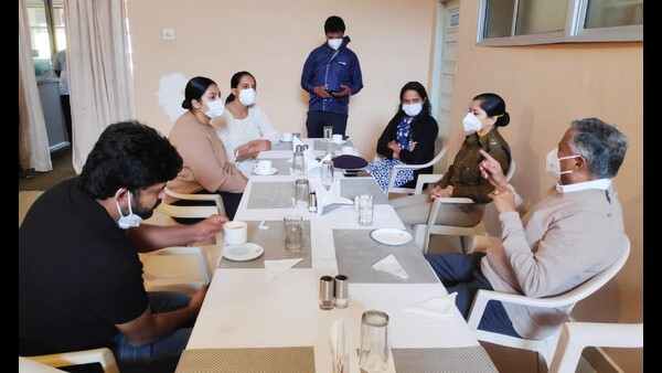  ವಿದೇಶದಿಂದ ಮಡಿಕೇರಿಗೆ ಬಂದಿದ್ದ ಪುತ್ರಿಯರು 