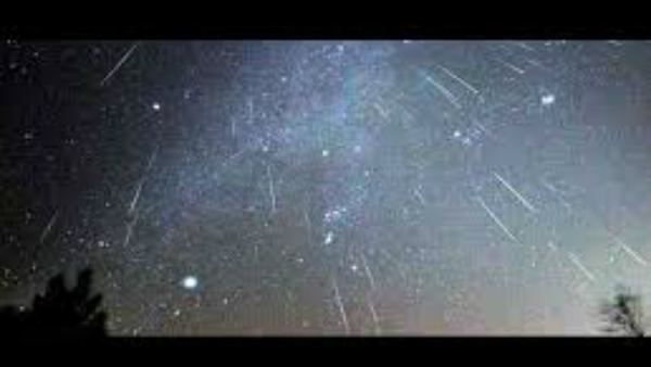 ರಾಶಿ ರಾಶಿ ಉಲ್ಕೆಗಳು