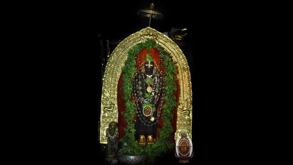 ತಿಂಗಳಿಗೆ 40 ಲಕ್ಷ ಖರ್ಚು!