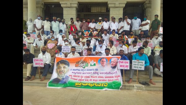  ಕೇಂದ್ರ ಸರ್ಕಾರದ ಮೇಲೆ ಟೀಕಾಪ್ರಹಾರ