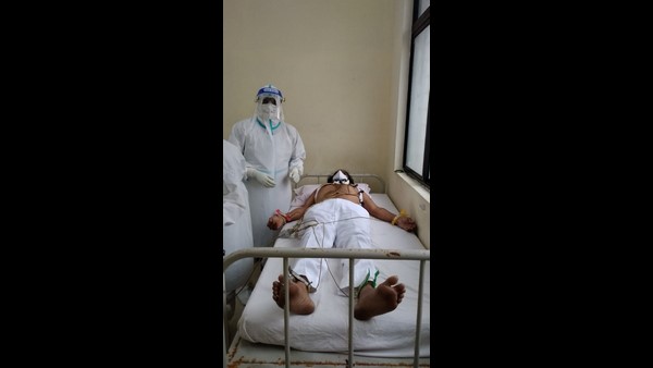 ಸೋಂಕಿತರ ಭೇಟಿ