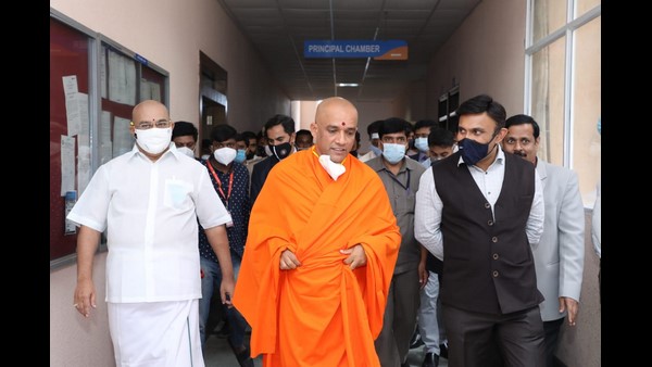 2000 PG Medical Students will be available for Covid-19 duties: Sudhakar 