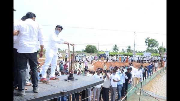ಅವಕಾಶಗಳು ಕುಟುಂಬಕ್ಕೆ ಸೀಮಿತವಲ್ಲ 