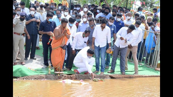 15 ಕೋಟಿ ರೂ. ವೆಚ್ಚದಲ್ಲಿ ರಸ್ತೆ 