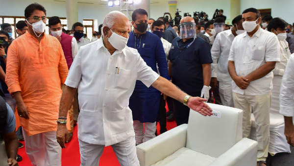 ಅಂಬ್ಯುಲೆನ್ಸ್‌ಗಳ ವಲಯವಾರು ಹಂಚಿಕೆ