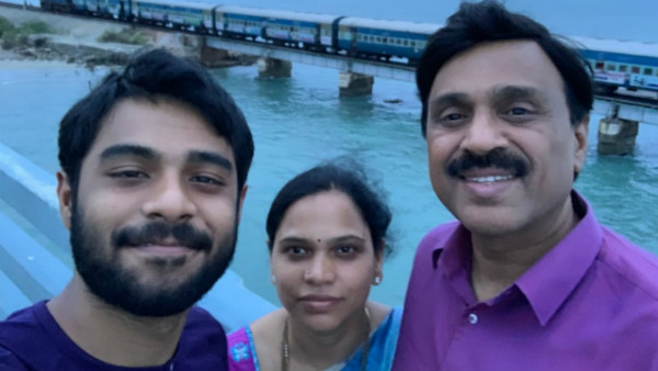Former Minister Janardhana Reddy Visited Rameshwaram With Family