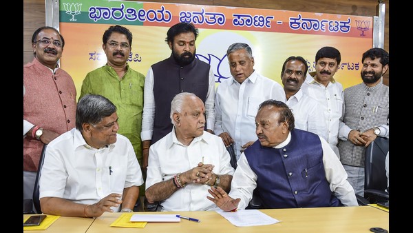 ಎಲ್ಲರನ್ನೂ ಸದ್ಯಕ್ಕೆ ಸಮಾಧಾನ ಪಡಿಸುವಲ್ಲಿ ಬಿಎಸ್ವೈ ಯಶಸ್ವಿ 