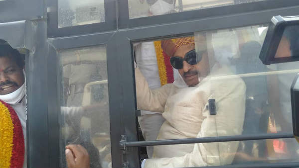 ವಾಟಾಳ್ ನಾಗರಾಜ್ ವಶಕ್ಕೆ