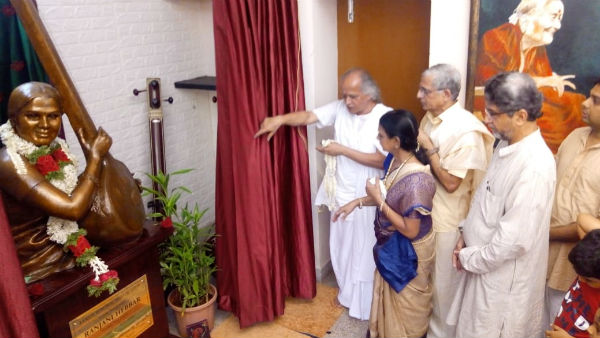 Udupi: Singer Ranjani Hebbar Statue Unveiled At Her Home