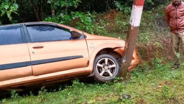 Shivamogga; Car Collision To Electric Pole: Three Died In Thirthahalli Shivamogga; Car Collision To Electric Pole: Three Died In Thirthahalli