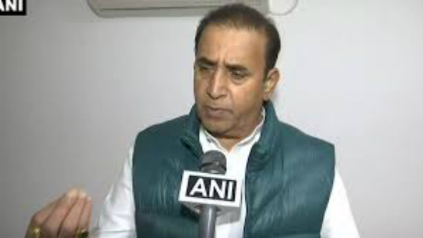 ನಾವು ಕಾಯುತ್ತಿದ್ದೇವೆ- ಅನಿಲ್ ದೇಶ್ ಮುಖ್