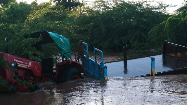 ಜಿಲ್ಲೆಯಲ್ಲಿ ಸರಾಸರಿ 52 ಮಿ.ಮಿ. ಮಳೆ ಜಿಲ್ಲೆಯಲ್ಲಿ ಸರಾಸರಿ 52 ಮಿ.ಮಿ. ಮಳೆ