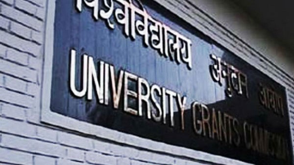 ವಿದ್ಯಾರ್ಥಿಗಳ ಶುಲ್ಕ ವಾಪಸ್