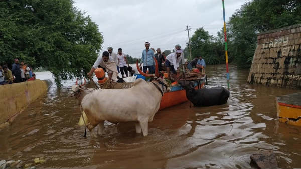 ಪರಿಹಾರವನ್ನು ಕೊಡುವಂತೆ ಕೇಳಿ