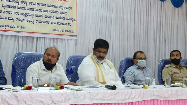 Hassan: K Gopalaiah Assures Compensation For The Loss Of Crops Due To Rain, Elephant Attack 
