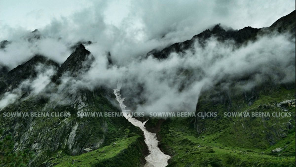 ರೋಮಾಂಚನ ಬಣ್ಣಿಸಲು ಸಾಧ್ಯವಿಲ್ಲ 