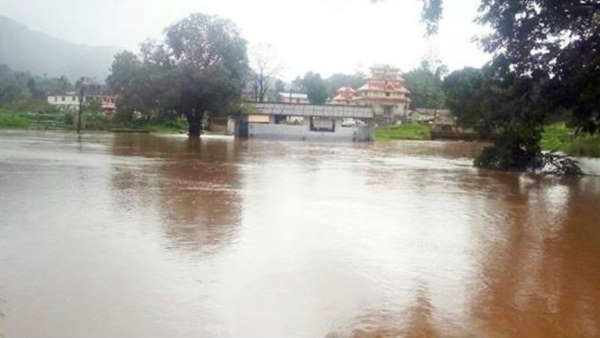 ಪ್ರವಾಹ ಪೀಡಿತ ಸಂತ್ರಸ್ತರಿಗೆ ಮನೆ 