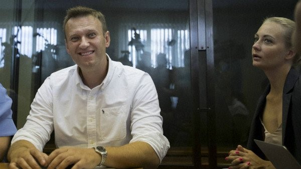 ಜರ್ಮನಿಗೆ ಕರೆದೊಯ್ಯಲು ಯುದ್ಧ..! 