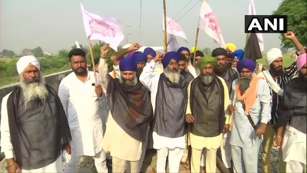 Rail Roko Agitation In Amritsar By Kisan Mazdoor Sangharsh Committee Enters 6Th Day