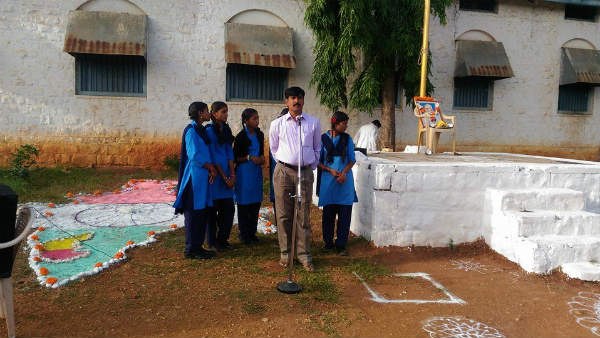 ವಿದ್ಯಾರ್ಥಿಗಳ ಸಂತಸವನ್ನು 'ಇಮ್ಮಡಿ'ಗೊಳಿಸಿದ 'ಸಂಗೀತ' ವಿದ್ಯಾರ್ಥಿಗಳ ಸಂತಸವನ್ನು 'ಇಮ್ಮಡಿ'ಗೊಳಿಸಿದ 'ಸಂಗೀತ'