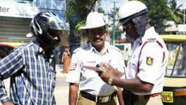 32 ಬಾರಿ ನಿಯಮ ಉಲ್ಲಂಘಿಸಿದ್ದ ಬೈಕ್ ಸವಾರ 