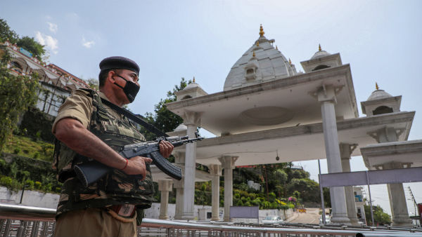 ಭಕ್ತಾದಿಗಳ ಸಂಖ್ಯೆ ಕುಸಿತ
