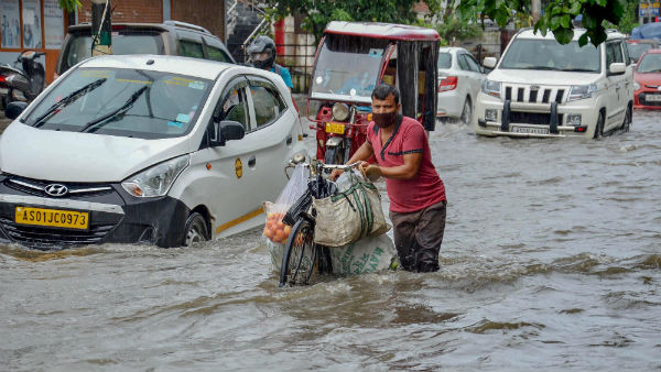 ಬುಧವಾರ ದೆಹಲಿಯಲ್ಲೂ ಧಾರಾಕಾರ ಮಳೆ 
