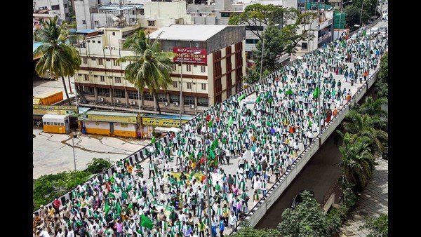  ಓಲಾ, ಊಬರ್ ಒಕ್ಕೂಟ