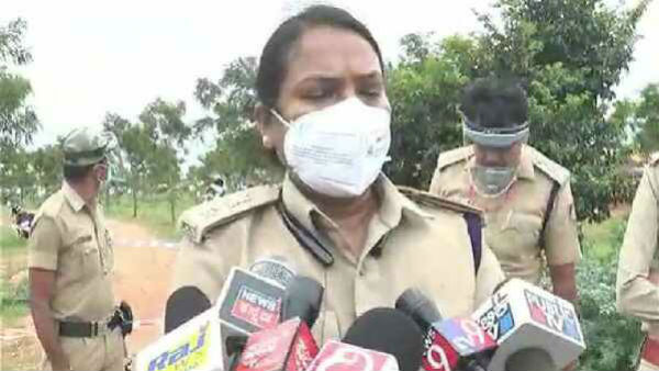 Chitradurga: Rs 36 Lakh Cash Found In Agricultural Field In Challakere Taluk Chitradurga: Rs 36 Lakh Cash Found In Agricultural Field In Challakere Taluk