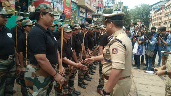 ಮೈಸೂರಿನಲ್ಲಿ ಚಾಮುಂಡಿ ಪಡೆ ಮೈಸೂರಿನಲ್ಲಿ ಚಾಮುಂಡಿ ಪಡೆ