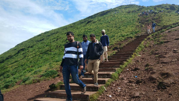 ನಿಯಾಮವಳಿಗಳನ್ನು ಸಂಪೂರ್ಣ ಗಾಳಿಗೆ ತೂರಲಾಗಿದೆ