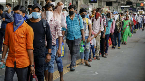 ಉದ್ಯೋಗ ಕಳೆದುಕೊಂಡವರಿಗೆ ಯೋಜನೆಯ ಲಾಭ ಉದ್ಯೋಗ ಕಳೆದುಕೊಂಡವರಿಗೆ ಯೋಜನೆಯ ಲಾಭ