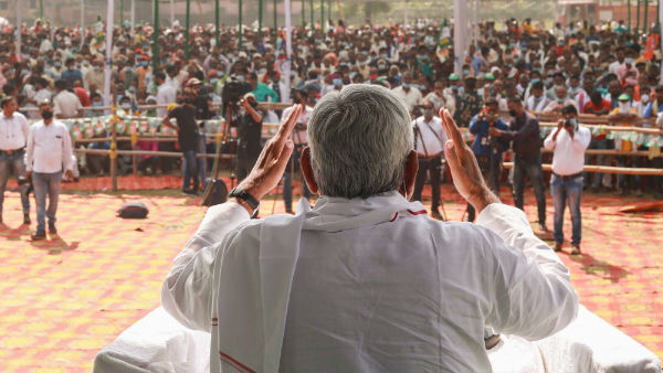 ನಿತೀಶ್ ಕುಮಾರ್ ಪ್ರಚಾರದಲ್ಲಿ ಬಿಜೆಪಿ ನಾಯಕರು ನಾಪತ್ತೆ 