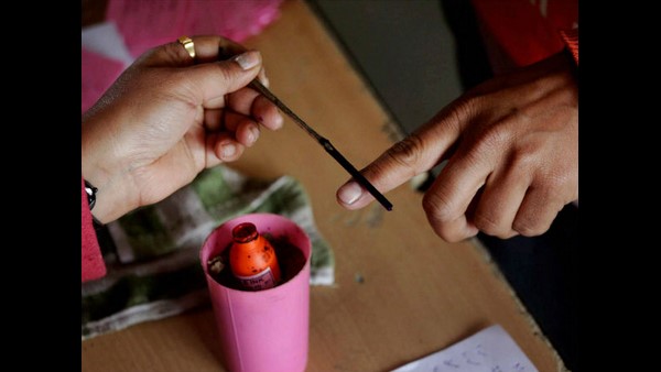 ಬಿಹಾರ ಮೊದಲ ಹಂತದಲ್ಲಿ ಶೇ.54.26ರಷ್ಟು ವೋಟಿಂಗ್ 