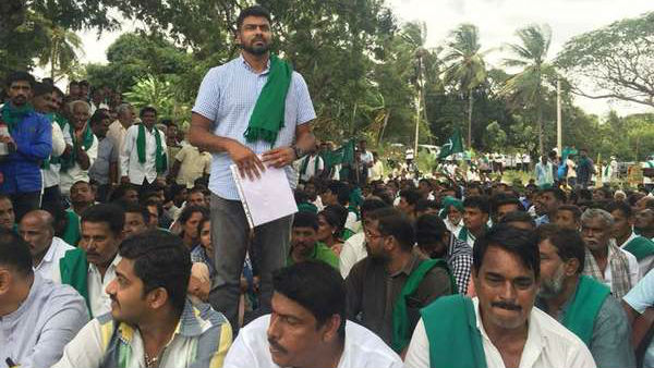 ತಂದೆ ಕ್ಷೇತ್ರದಲ್ಲಿ ಸ್ಪರ್ಧಿಸಿ ಸೋಲು ಕಂಡ ಪುತ್ರ ತಂದೆ ಕ್ಷೇತ್ರದಲ್ಲಿ ಸ್ಪರ್ಧಿಸಿ ಸೋಲು ಕಂಡ ಪುತ್ರ