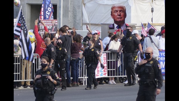 ಟ್ರಂಪ್ ವಿವಾದಗಳ ಸರಮಾಲೆ..! 