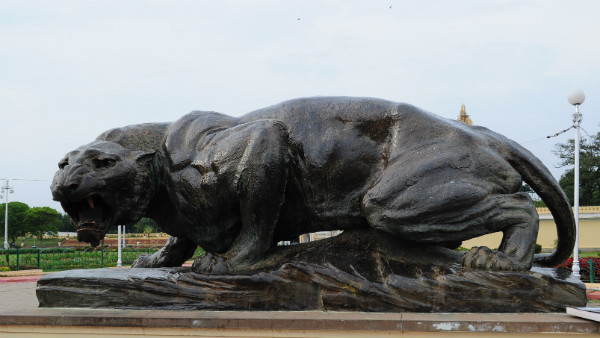 ಇತಿಹಾಸದ ಕಥೆಗೆ ಸಾಕ್ಷಿಯಾದ ಹುಲಿಗಳು
