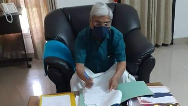 ಸೇವೆ ನನ್ನದು - ಸ್ವೀಕಾರ ನಿಮ್ಮದು. ಗೋವಿಂದ ಎಂ ಕಾರಜೋಳ, ಉಪಮುಖ್ಯಮಂತ್ರಿಗಳು ಸೇವೆ ನನ್ನದು - ಸ್ವೀಕಾರ ನಿಮ್ಮದು. ಗೋವಿಂದ ಎಂ ಕಾರಜೋಳ, ಉಪಮುಖ್ಯಮಂತ್ರಿಗಳು