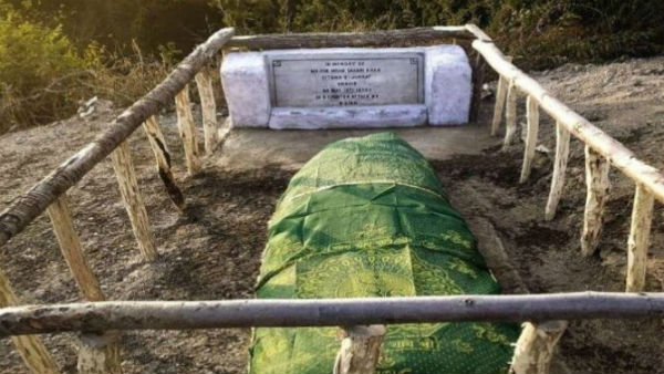 In Jammu And Kashmir Indian Army Restores Damaged Grave Of Decorated Pak Officer In Jammu And Kashmir Indian Army Restores Damaged Grave Of Decorated Pak Officer