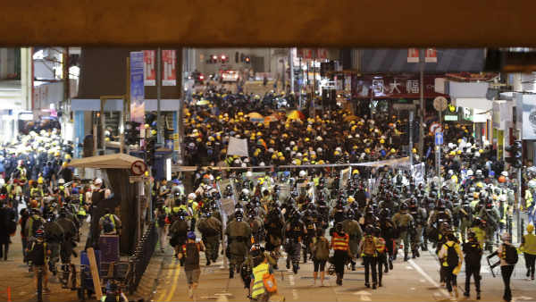 ನೆಮ್ಮದಿಯಾಗಿ ಉಸಿರಾಡಲೂ ಆಗುತ್ತಿಲ್ಲ ನೆಮ್ಮದಿಯಾಗಿ ಉಸಿರಾಡಲೂ ಆಗುತ್ತಿಲ್ಲ