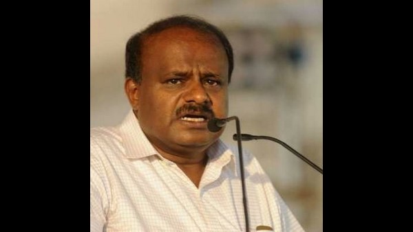 ಟಾರ್ಗೆಟ್‌ಕೊಟ್ಟು ವಸೂಲಿ ಮಾಡುತ್ತಿದೆ ಸರ್ಕಾರ